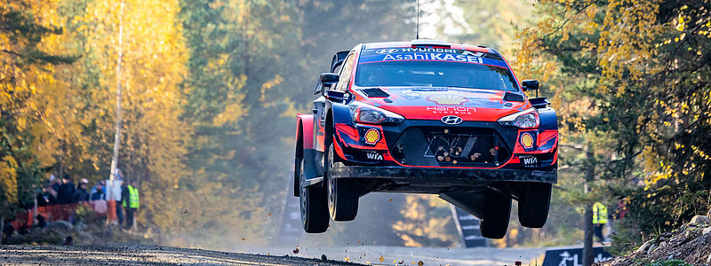 Hyundai Motorsport feiert Doppelpodium bei der Rallye Finnland